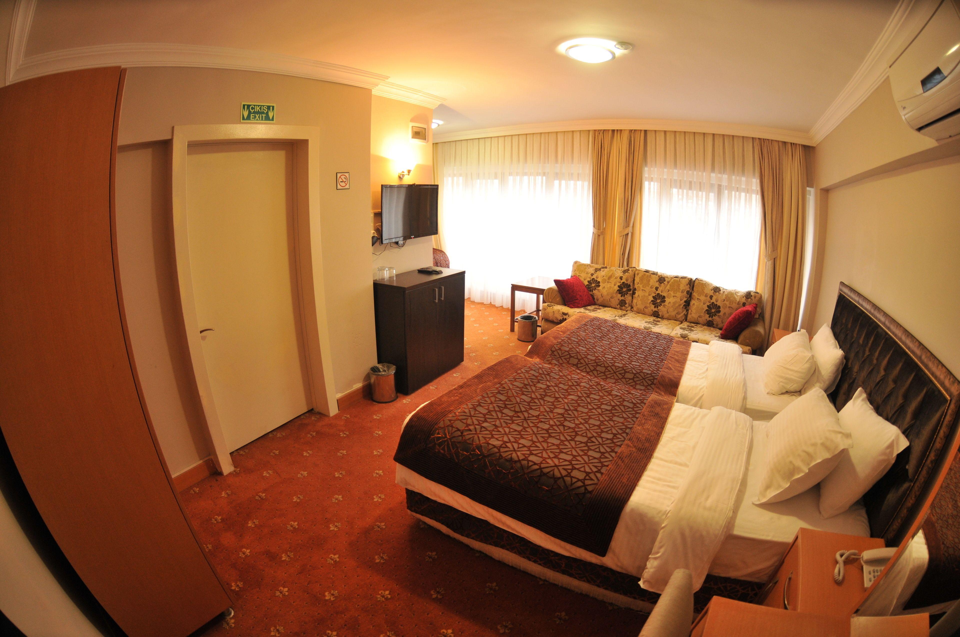 Palace Point Hotel — Fotos 1